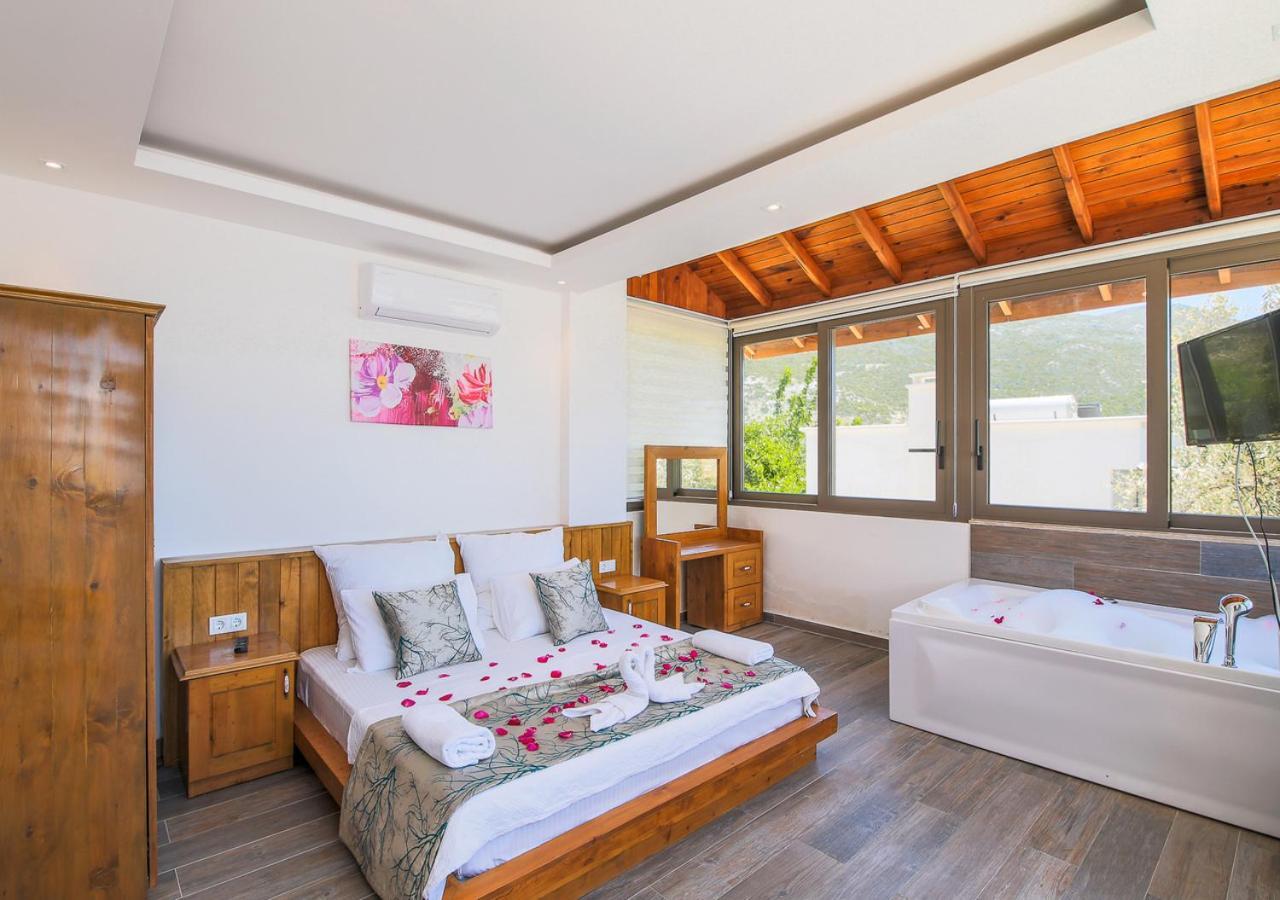 Villa 2 Sleeps 4 Isolated Honeymoon-Villa Sardunya Kaş Luaran gambar