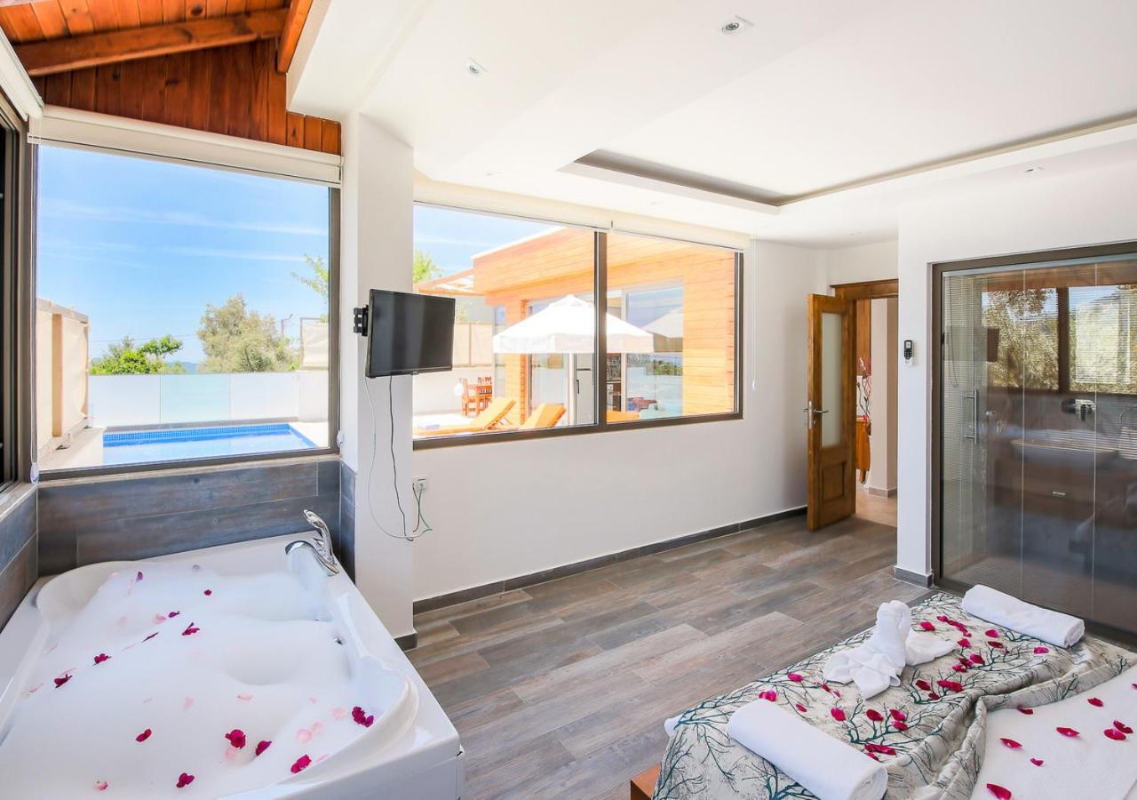Villa 2 Sleeps 4 Isolated Honeymoon-Villa Sardunya Kaş Luaran gambar